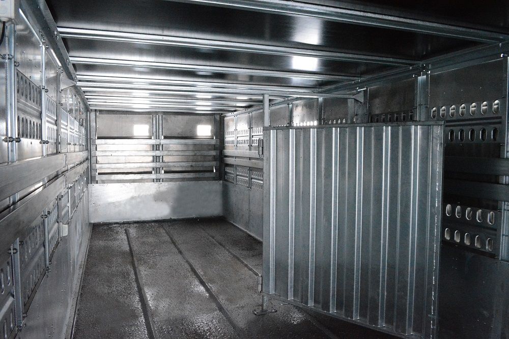 Полуприцеп скотовоз Тонар-9887 | GoodTruck